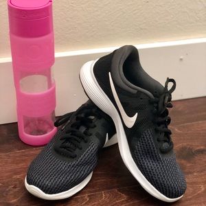 Women’s Nikes